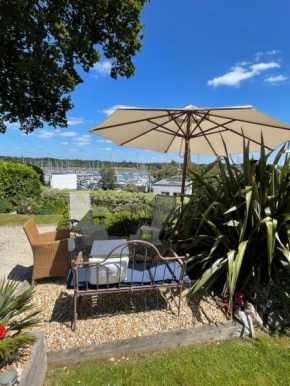 Mediterranean style single storey 4 bedroom home